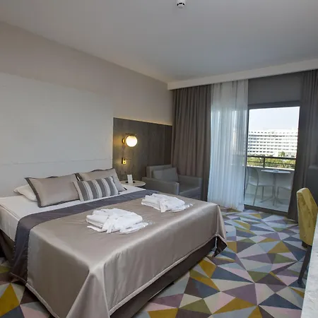 Fame Lara & 5* Antalya