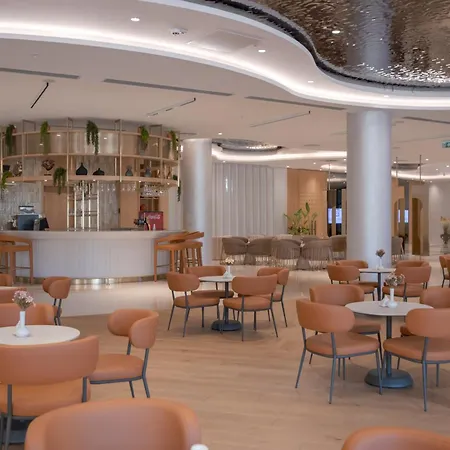 Üdülőközpont Fame Lara & 5*